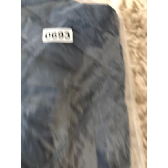 Marine Layer Light Weight Puffer Vest Reversible Packable Sky Captain NWT Medium - Picture 9 of 12